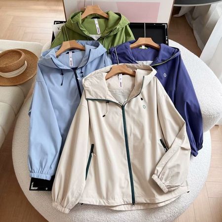 Men's Versatile Outdoor Hooded Jacket Jacket Waterproof Casual Top