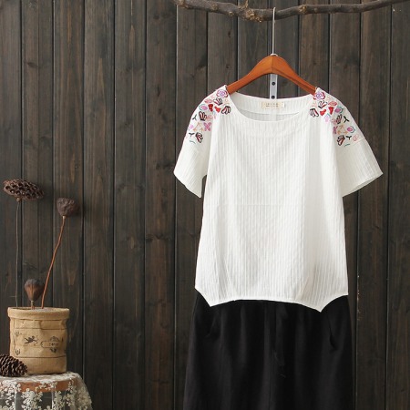 Summer New Ethnic Style Cotton and Linen Women's Tops Wild Literary Embroidery Short-Sleeved T-Shirt Women